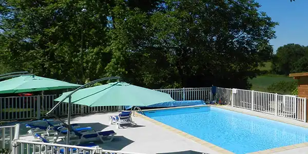 piscine chauffée camping Les Tilleuls à Rocamadour